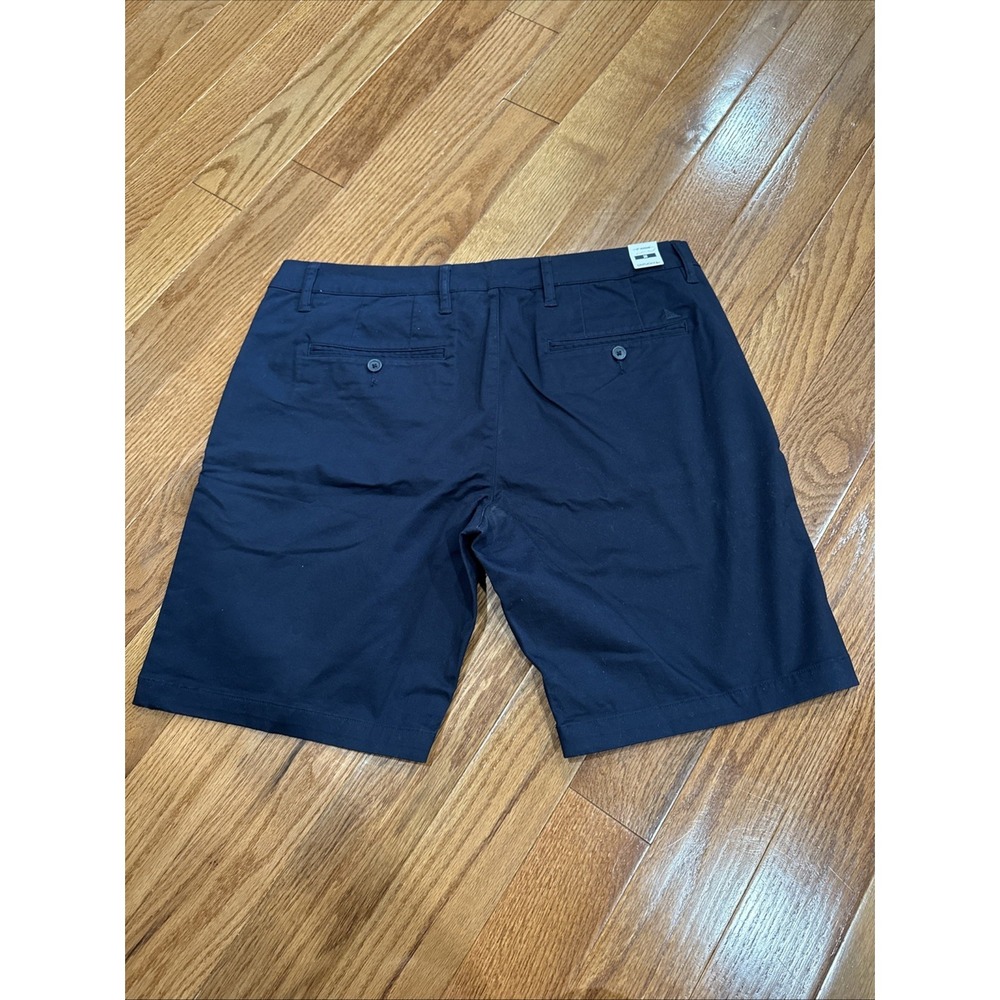 UNTUCKit Men's 9" Chino Shorts Size 36 Navy NEW Flat Front Summer Casual - Picture 6 of 7